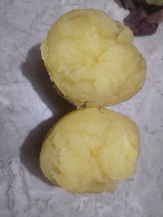 张北小土豆，有机种植，皮薄，蒸着吃非常糯，5斤/袋 商品图0