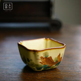 问鼎鼎者汝瓷四方杯（绘画年年有余）（缺货）
