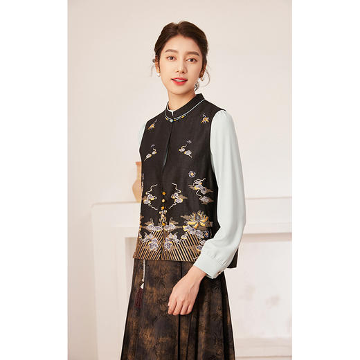 乔万尼香云纱马甲女款新款春秋中式刺绣EM3H477 商品图3