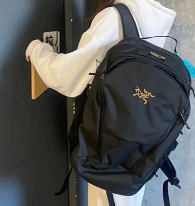 始祖鸟mantis*都在背的轻量双肩包（ub *ss） 商品图1