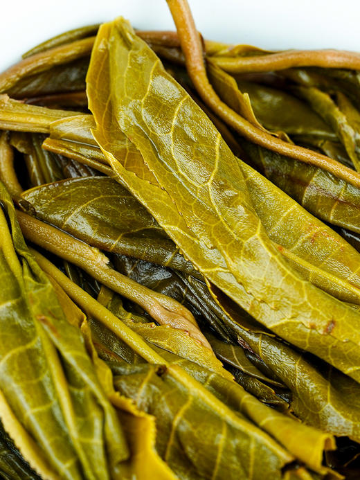 【整提出售】【冰岛王单株】2024年头春头采临沧大忠山700年以上古树茶 近几年升值蕞快的普洱山头 357g/饼 商品图7