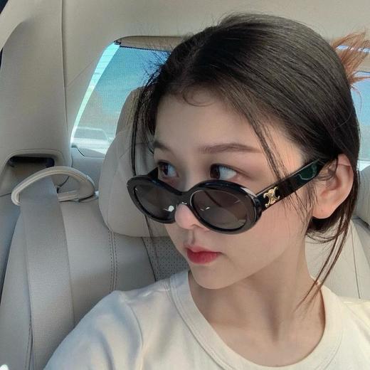 赛琳2024年新款凯旋门CL40194U太阳镜女款显脸小墨镜（AN） 商品图7