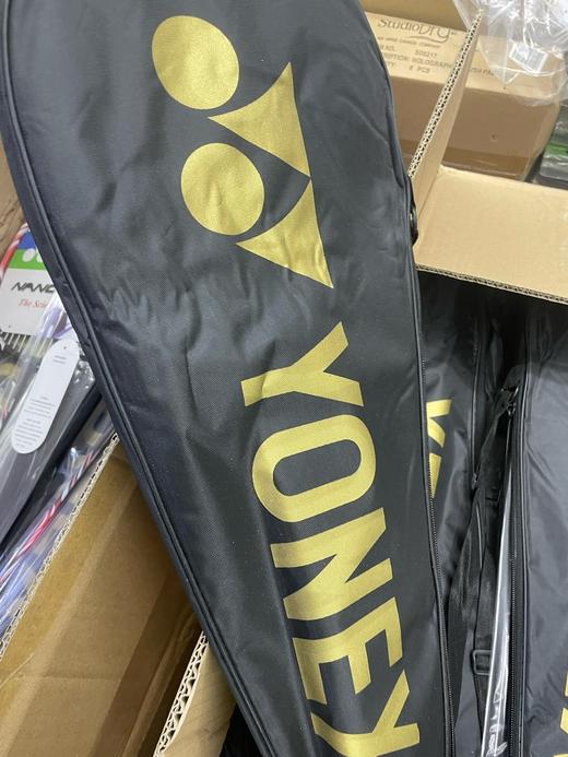 海关货 歪歪全碳素一体成型尤尼克斯羽毛球拍， 商品图4