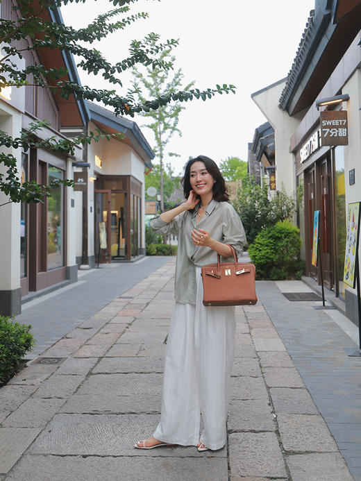 “蝉翼流光”法式极简风扭褶设计 宽松微透感衬衫 商品图4