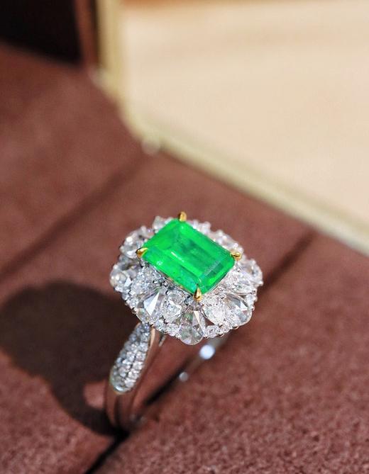 18K祖母绿戒指0.95ct 商品图4