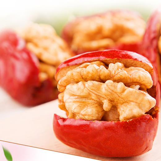 天生好果红枣夹核桃仁礼盒500g员工福利推荐送礼盒零食小吃礼包 商品图3