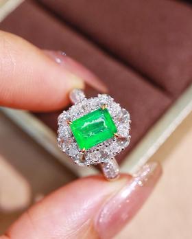 18K祖母绿戒指0.95ct