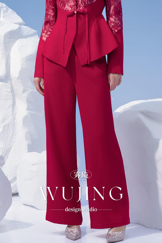 4202011 馥郁芳盈 进口醋酸乱麻裤子 雾境 商品图0