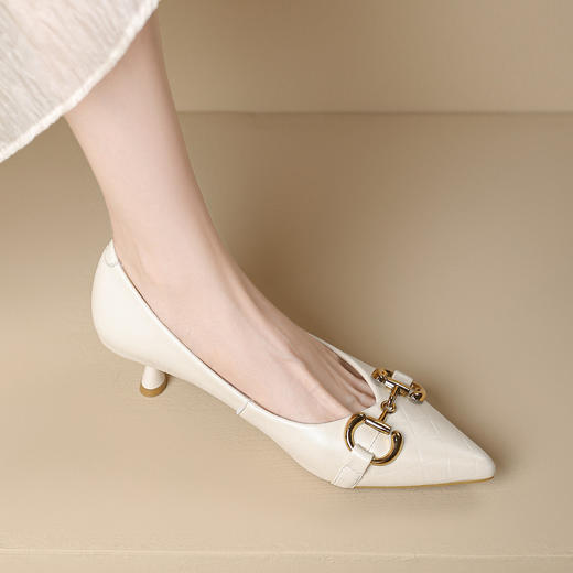 品质好货 | Safiya/索菲娅秋百搭通勤时装尖头细跟单鞋 SF32115744 商品图6