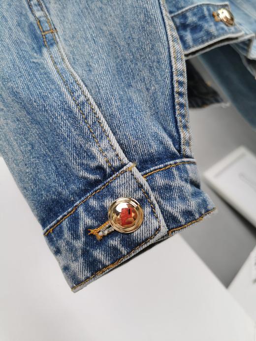 MM 2024秋季新款 贴布绣字母小标牛仔夹克外套 特惠 Z-11972 商品图4