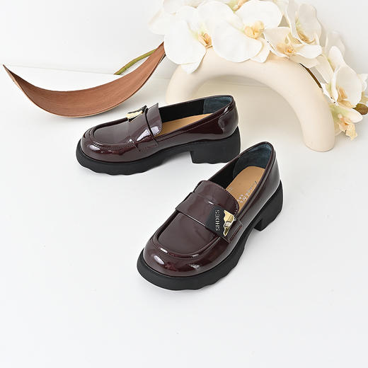 经典鲨2024年秋季新款百搭圆头平底一脚蹬舒适乐福鞋单鞋女KC01-D37081 商品图3