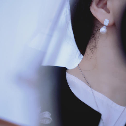 9-10mm 强光正圆 基本无暇 经典冰糖耳钉 纯银配件 超强精工 商品图3