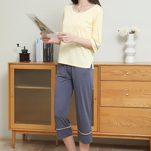 【黑科技椰油面料！高级感缎面居家服】贴身轻薄透气面料，无松紧带拒绝束缚，宽松舒适显瘦，可拆卸胸垫安心保护，连体家居服加长带胸垫睡衣女L 商品图1