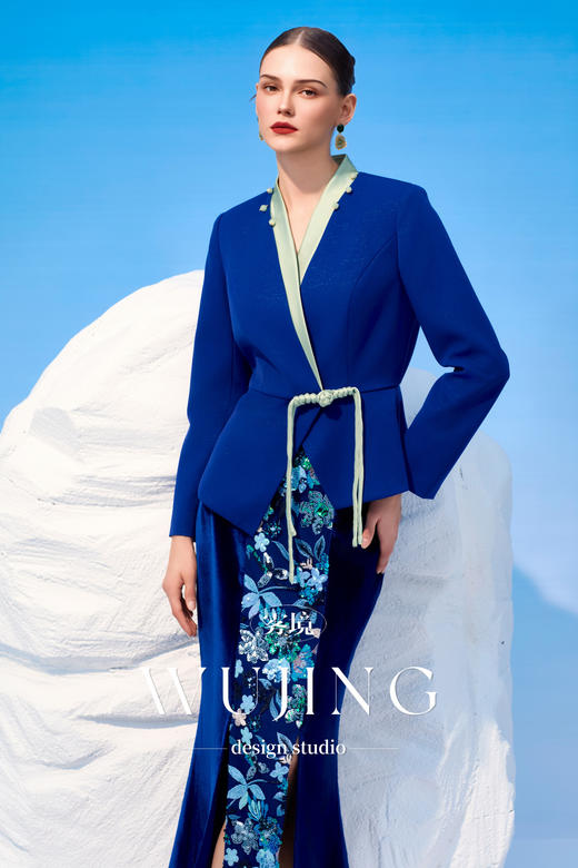 4202006 青蓝冰水 进口韩国加密绒半裙 雾境 商品图2