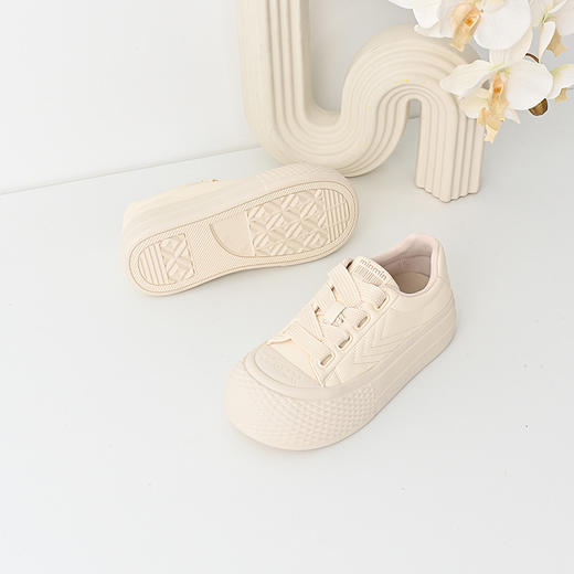 经典鲨2024年秋新款百搭韩版圆头系带平底舒适休闲小白鞋女KW160-D37261 商品图1