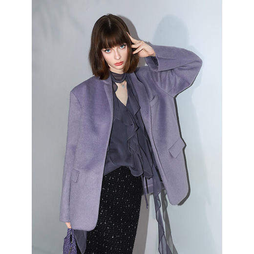 COCOBELLA治愈系长毛绒西装秋冬袖口开叉紫色毛呢外套SI3029 商品图2