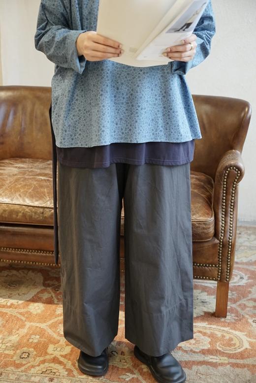 Elsa esturgie炭黑直筒裤 商品图2