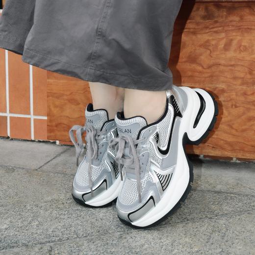 伊伴厚底休闲老爹鞋女鞋休闲鞋B24335730 商品图2