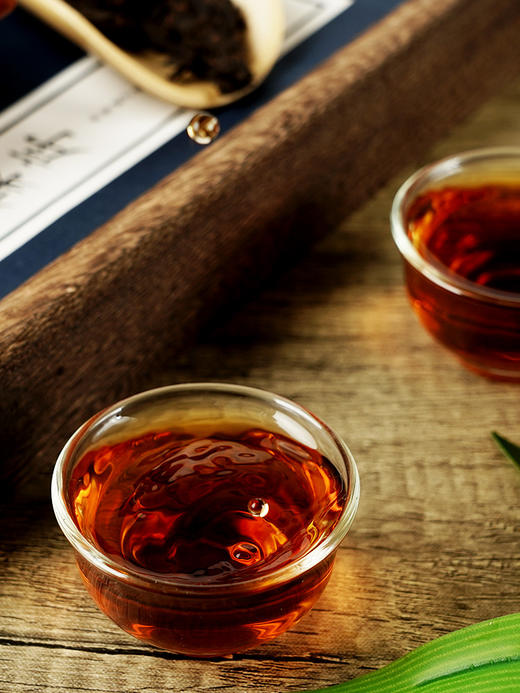 积分兑换【170元+500积分】【凤麟冰岛熟茶】二十年陈冰岛熟茶 临沧冰岛五寨核心古树拼配，香扬、汤甜、味足，药香浓稠厚滑感直抵深喉 357g/饼 商品图5