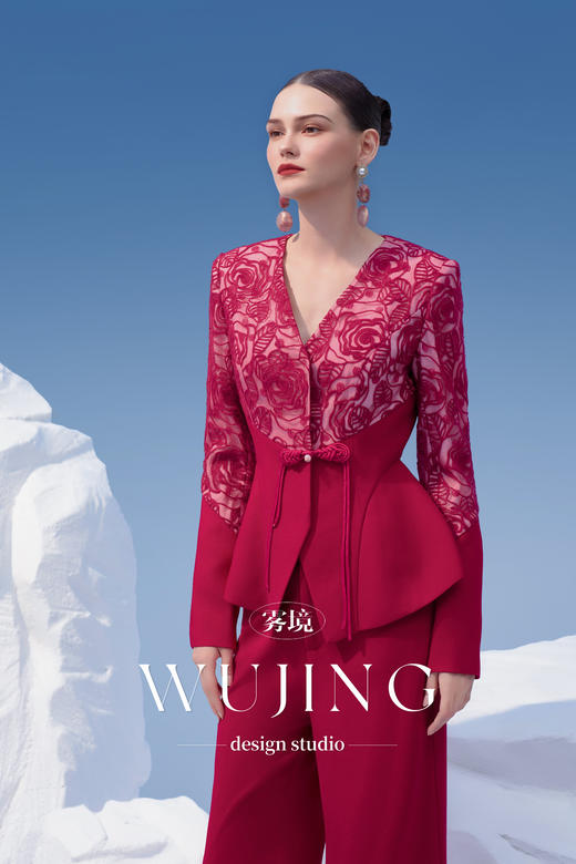 4202010 馥郁芳盈 进口醋酸乱麻 立体绣花料外套 雾境 商品图4