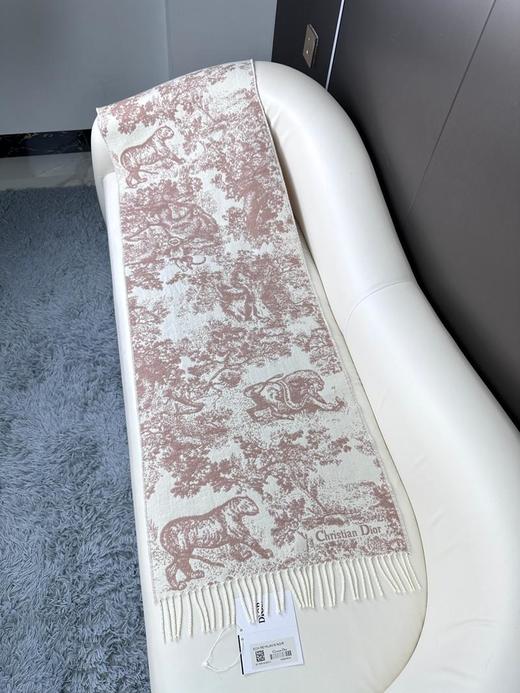 迪奥2023年*到货！这款Sauvage茹伊印花围巾全新演绎（SLB） 商品图1