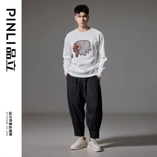 PINLI品立2024秋季新款男士休闲套头卫衣印第安人绣花宽松潮上衣BG243109009 商品图2