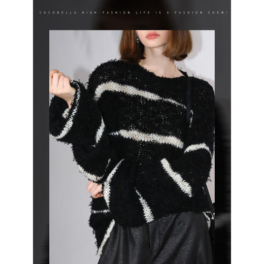 COCOBELLA撞色条纹粗针镂空毛衣女花式纱松弛感针织衫MZ3020 商品图1