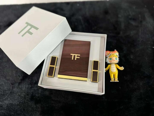 Tomford 限量套装：Tomford四色‮影眼‬ 31号色➕TF16黑‮口管‬红1.3g➕TF黑管 80口红1.3g 商品图0