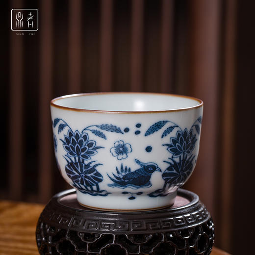 问鼎鼎者青花端合杯（缠枝莲）（虾趣）（一路清廉）（鸳鸯戏水）（缺货） 商品图3