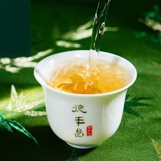 德丰昌【景迈古树生普】小圆饼礼盒装  300克/盒（5克/个共60个） 商品图6