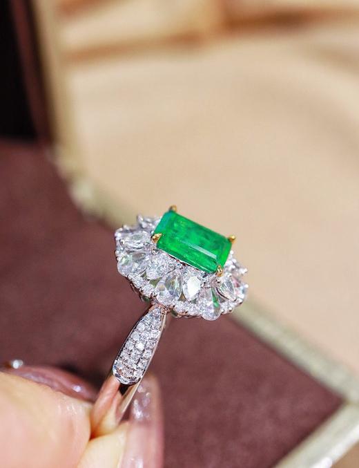 18K祖母绿戒指0.95ct 商品图3