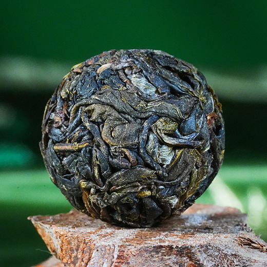 德丰昌【大雪山古树生普】小龙珠礼盒装 300克/盒（5克/颗 共60颗） 商品图4