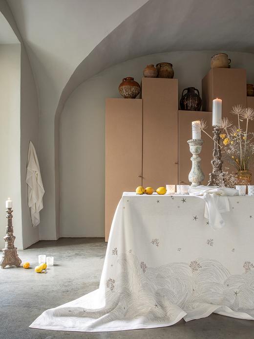 AT邸尔铂·法国进口奢华家纺Oceanide海洋女仙系列桌品艺术桌布 商品图0