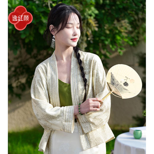逸红颜明月优选 #真丝丝绒高定汉服外套「月弦」，烫金提花+重工钉珠，金光闪闪丝滑如水 商品图1