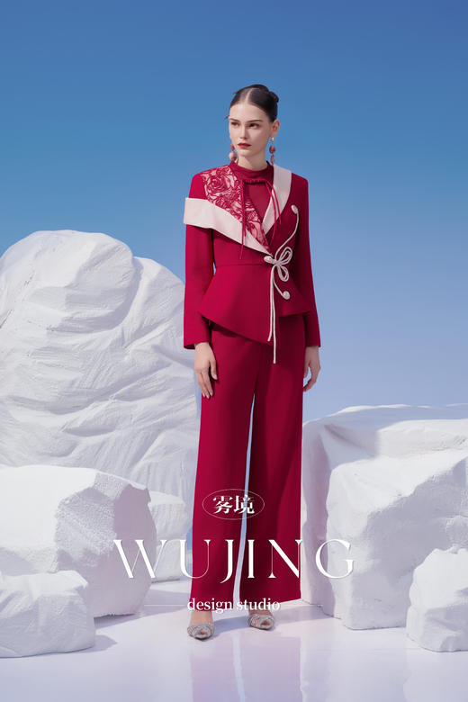 4202011 馥郁芳盈 进口醋酸乱麻裤子 雾境 商品图1