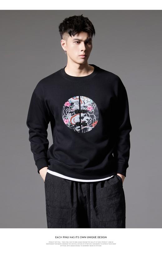 PINLI品立2024秋季新款中国风盘扣装饰宽松卫衣男印花休闲潮上衣BG243109015 商品图7