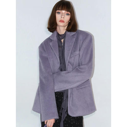 COCOBELLA治愈系长毛绒西装秋冬袖口开叉紫色毛呢外套SI3029 商品图3