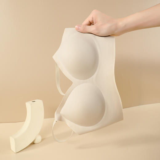 【无感反重力】花姿彤零重力bra 透气可机洗不跑杯 U领V领换着穿 宽肩带细肩带可选可调节 商品图7