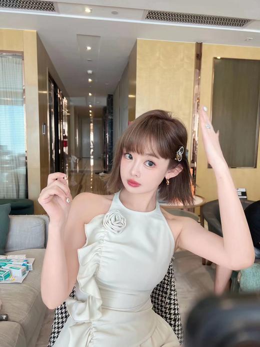 清仓捡漏 LINCHAOZHANG【白玫瑰】手工千层盘花荷叶边上衣+灯笼裙裤 LC240379 LK240305 商品图0