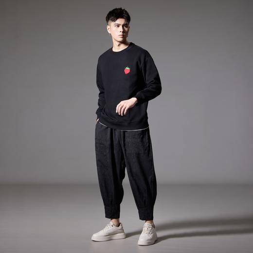 PINLI品立2024秋季新款男潮牌宽松卫衣草莓刺绣休闲百搭圆领上衣BG243109017 商品图4