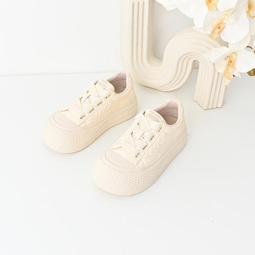 经典鲨2024年秋新款百搭韩版圆头系带平底舒适休闲小白鞋女KW160-D37261 商品图3