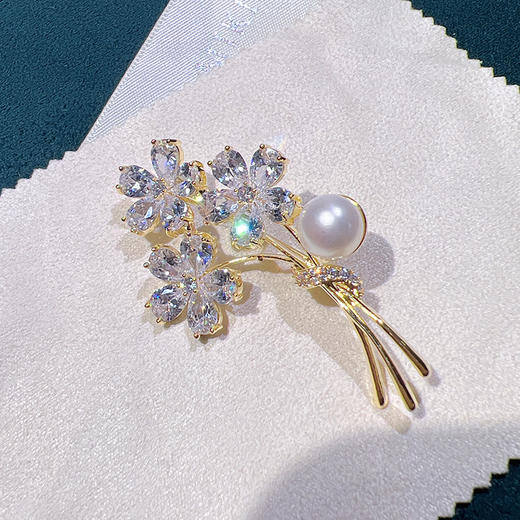 7Days璀璨花束珍珠胸针 商品图0