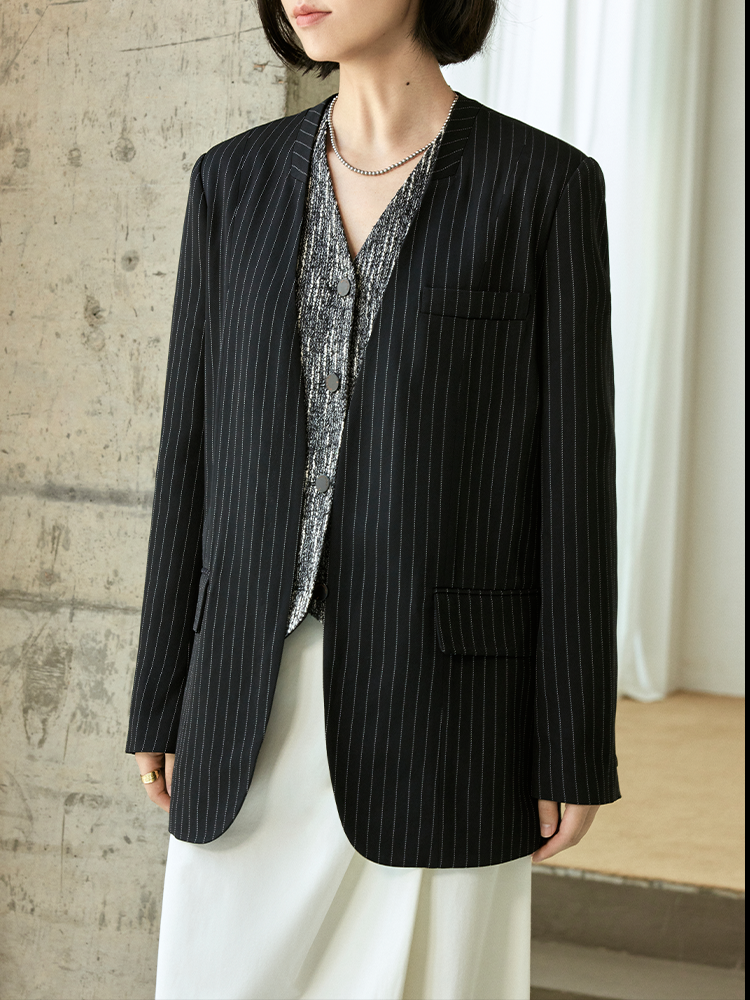 提气显瘦色织条纹西装外套FCE3SUT176