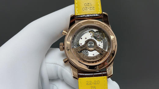 NOOBMaker百年灵❕❕全新航空计时腕表（Navitimer）问世70周年，百年灵以大胆色彩焕新演绎经典腕表。尺寸43mm➕316进口精钢『非国产材质』迭代款无疑是地道的航空计时腕表‼️‼️‼️ 商品图5