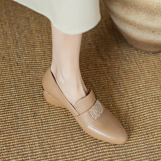 【预售5天】中跟圆头单鞋，舒适杏色时装鞋LD&6853 商品图3