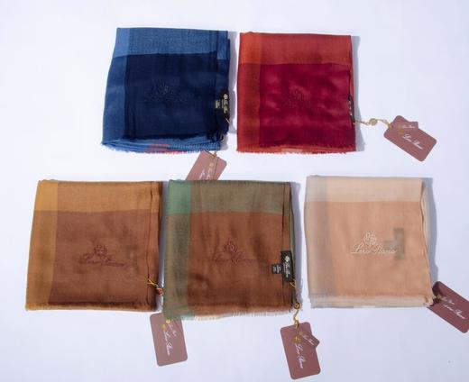 LoroPiana刺绣羊绒围巾（CB） 商品图4