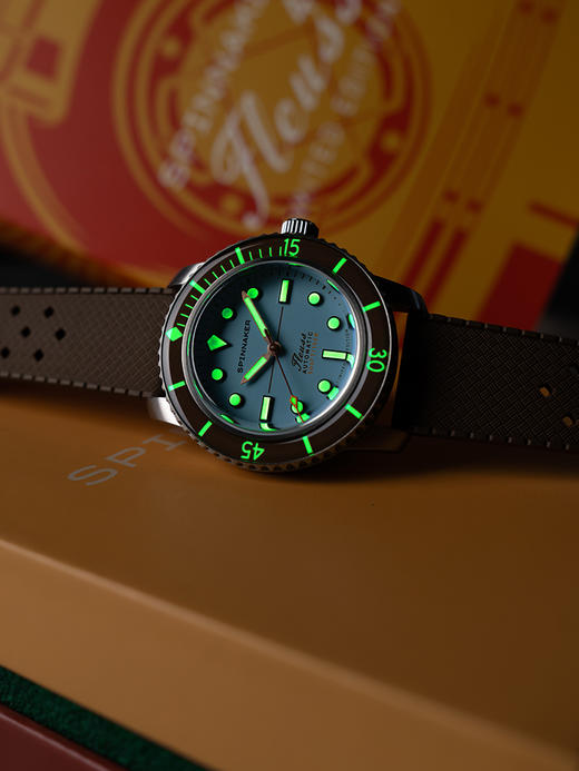 英国SPINNAKER三角帆限量版复古潜水机械表5033限量版40壳径 商品图7