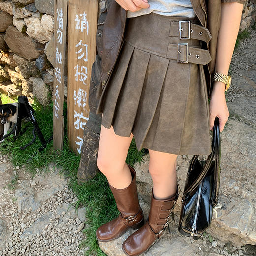 【129元任选2件】现货！复古百搭2色皮裙高腰a字百褶半裙 商品图0
