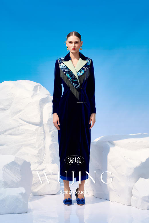 4202002 青蓝冰水 进口韩国加密绒大衣 雾境 商品图0