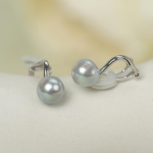 Manreya玛芮雅深海之谜银镀金真多麻0感海水珍珠耳夹 商品图10